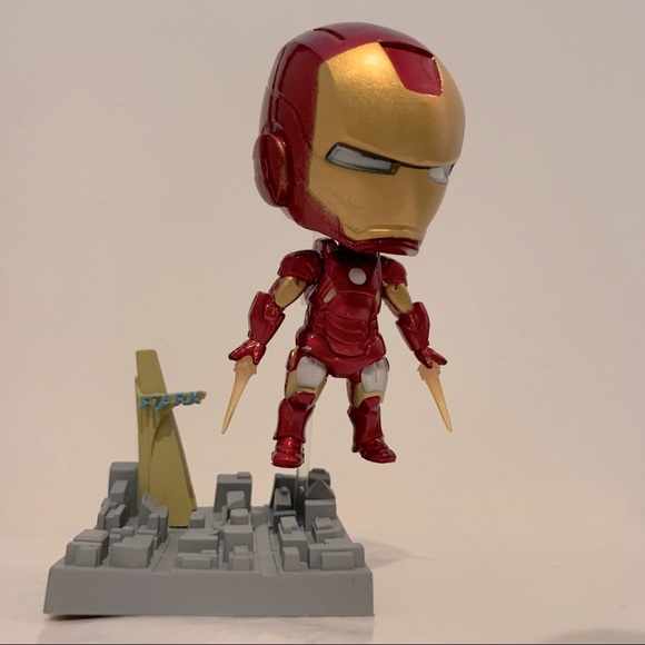 Marvel Ironman Mini-figure Display - Picture 5 of 7